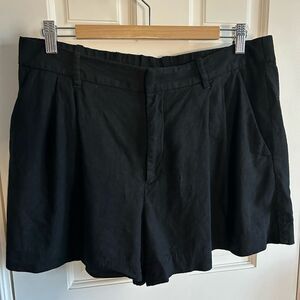 GAP Black Linen Blend Women's Shorts - Size L